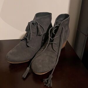Dr. Scholl's Gray Suede Ankle Booties